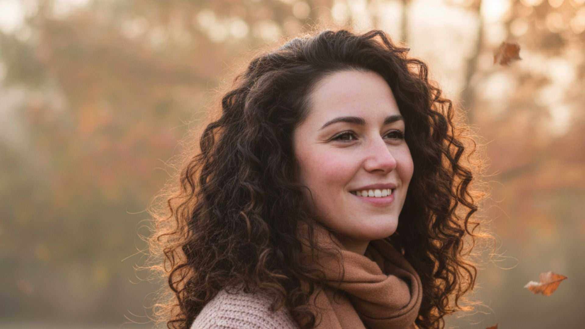 medium poreus haar - krullen