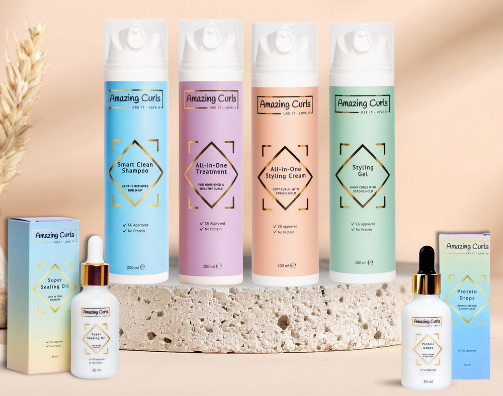 Collectie Amazing Curls krullenproducten in verschillende flessen en verpakkingen voor krullendhaar en cgmethode gebruik