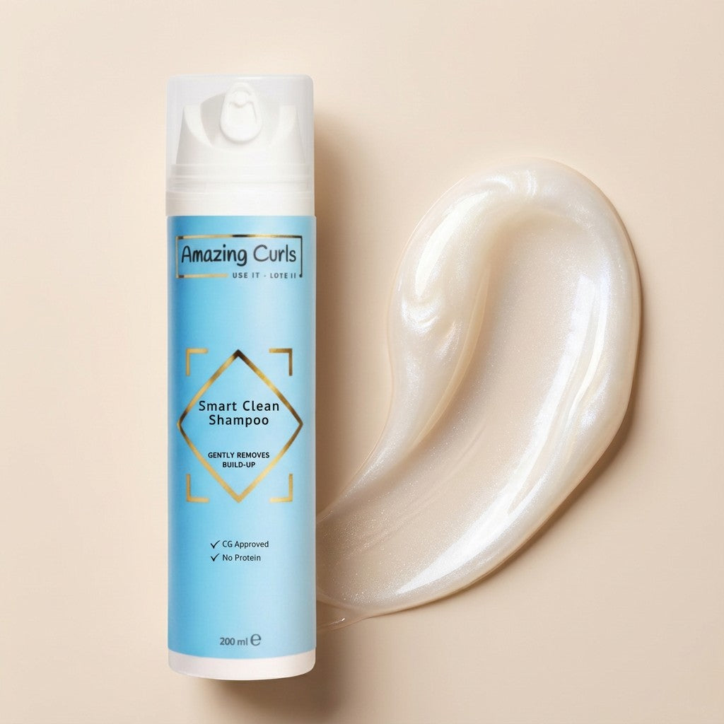 Fles Smart Clean Shampoo van Amazing Curls krullenproducten voor krullendhaar en gebruik volgens cgmethode