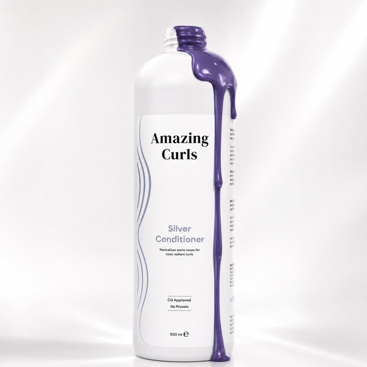 Silver Conditioner verzorgt en neutraliseert gele tinten voor stralende, zachte krullen volgens de cgmethode.