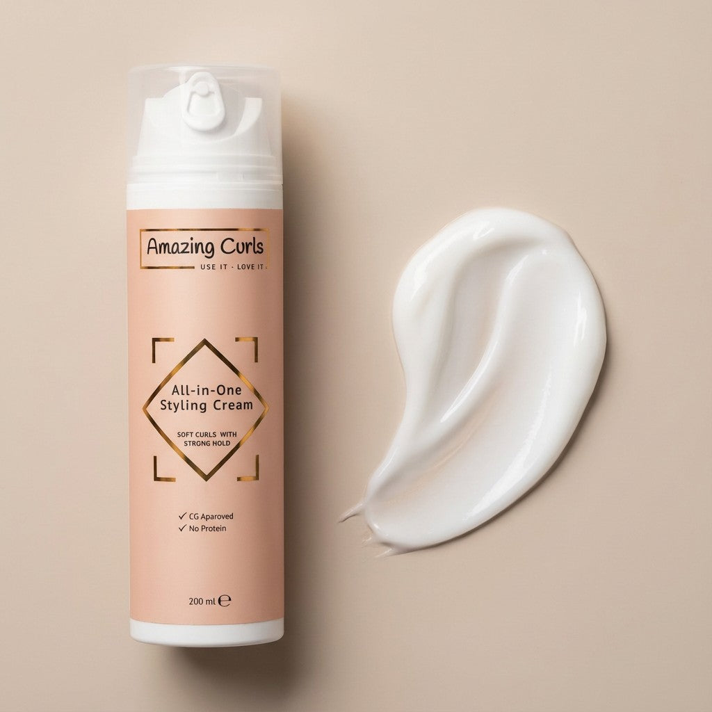 Fles All-in-One Styling Cream van Amazing Curls krullenproducten voor krullendhaar en gebruik volgens cgmethode