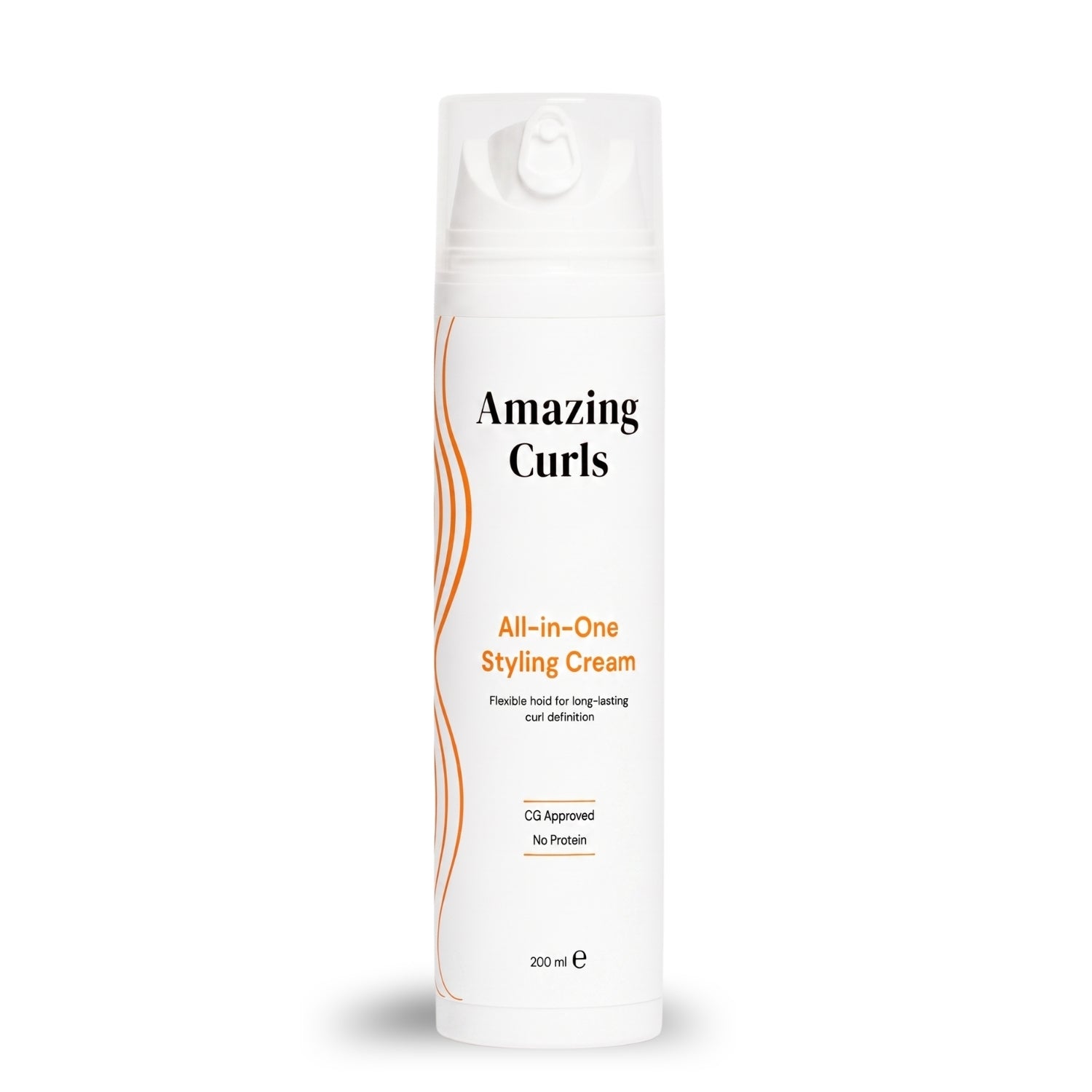 Witte verpakking met oranje golvende lijnen van All-in-One Styling Cream voor langdurige kruldefinitie en verzorging.